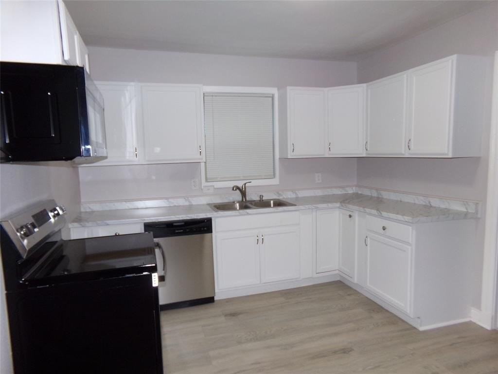 1515 S Vernon Ave - Photo 5 of 14