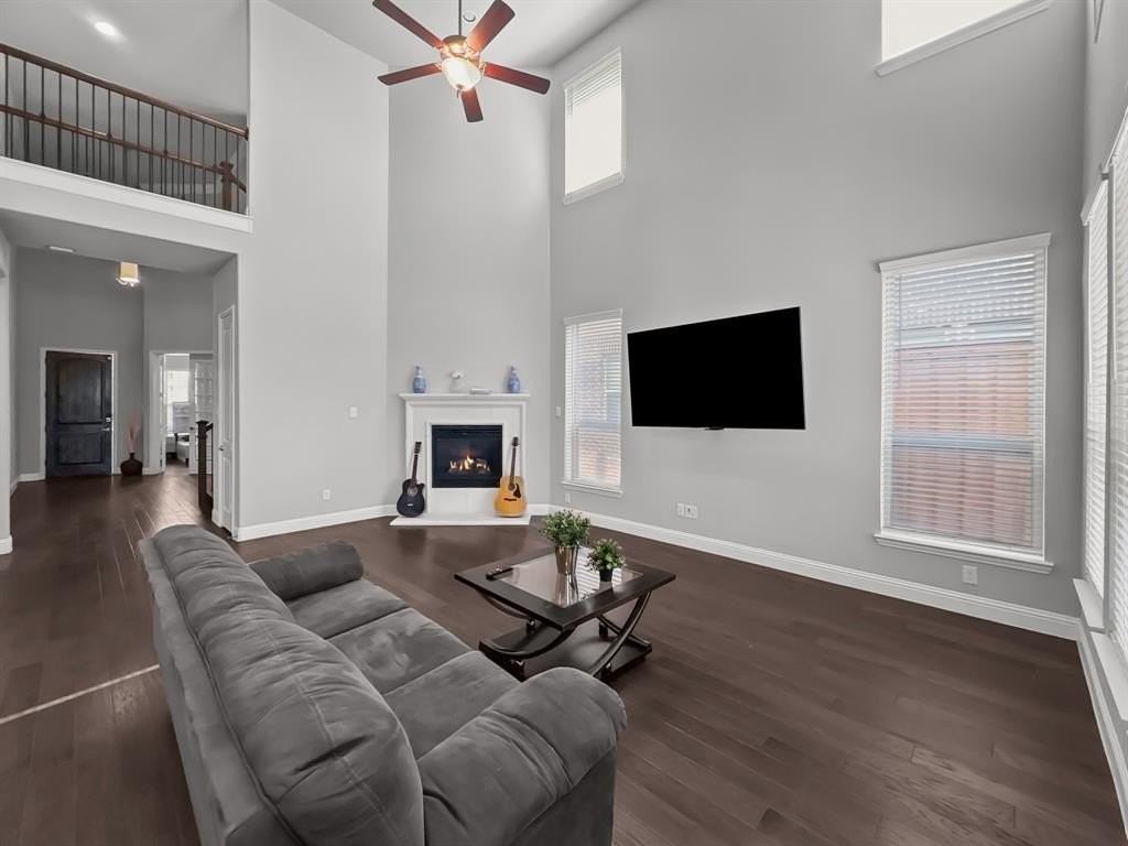 3448 Begonia Ln - Photo 6 of 40