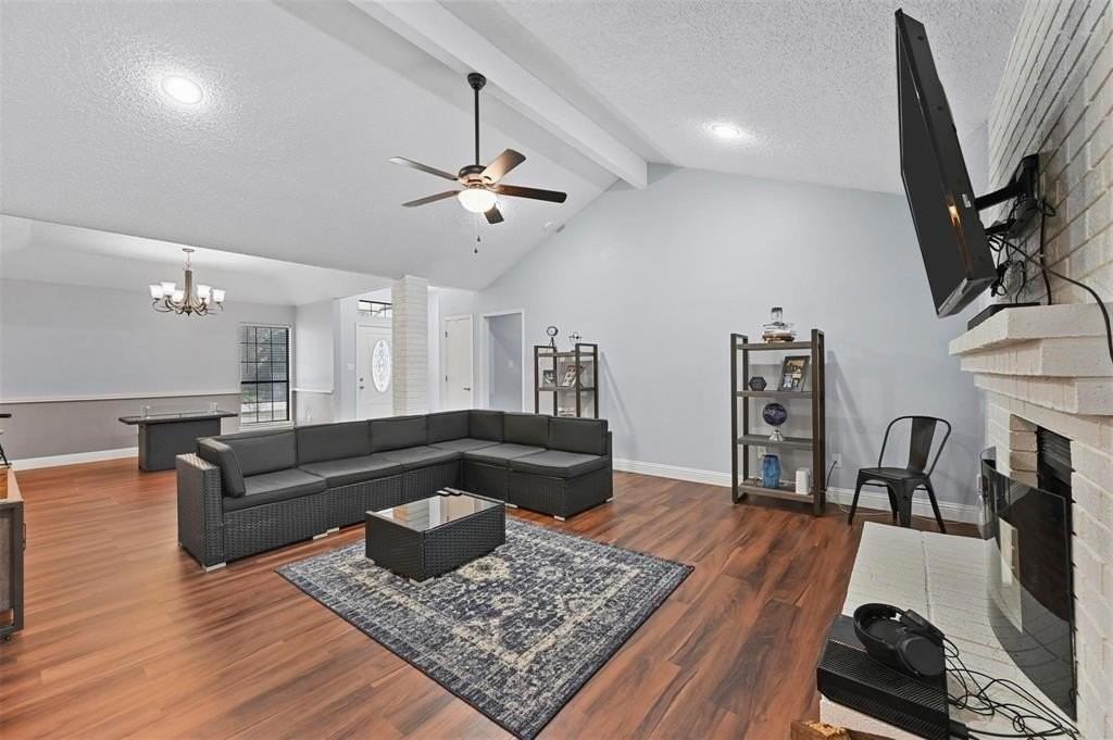 2530 Seven Hills Dr - Photo 6 of 29