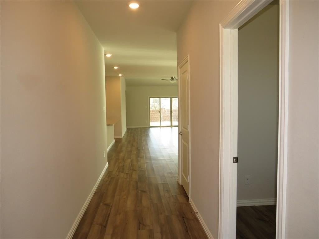 3416 Chasemoor Dr - Photo 4 of 39