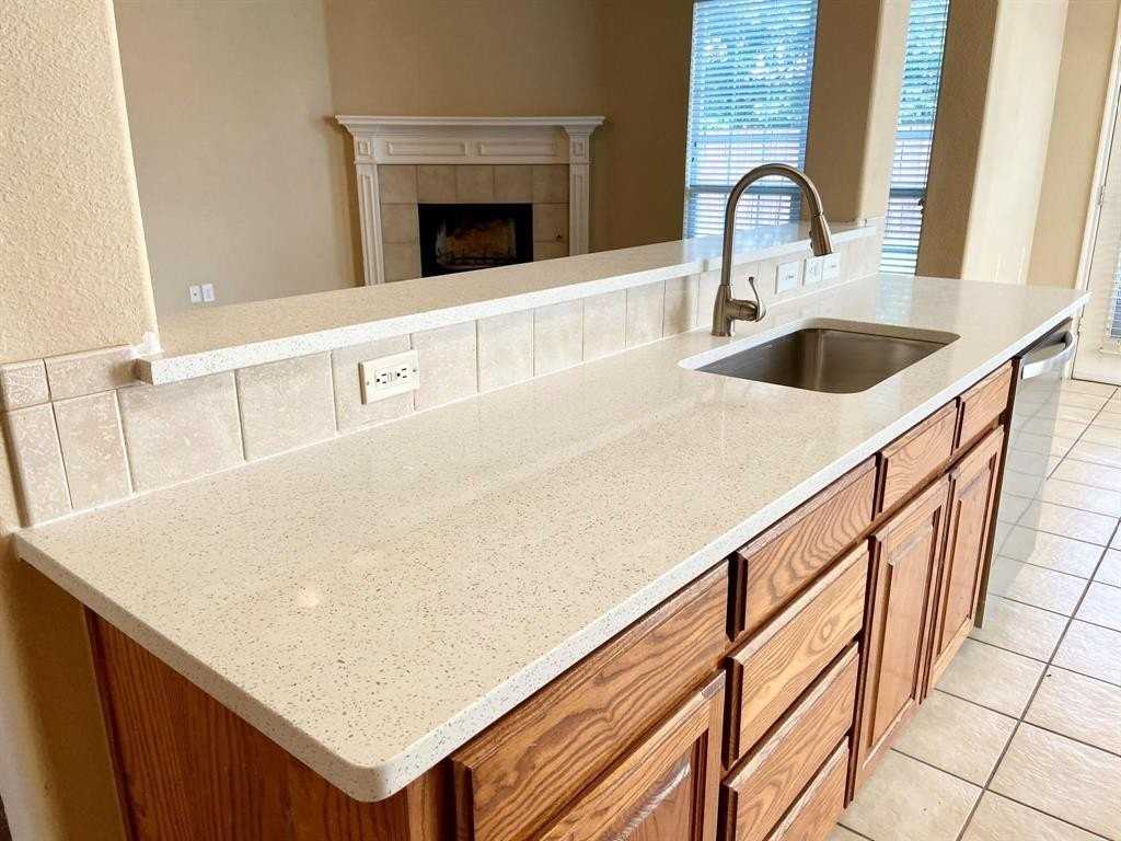 8713 Blackwater Creek Trl - Photo 2 of 30