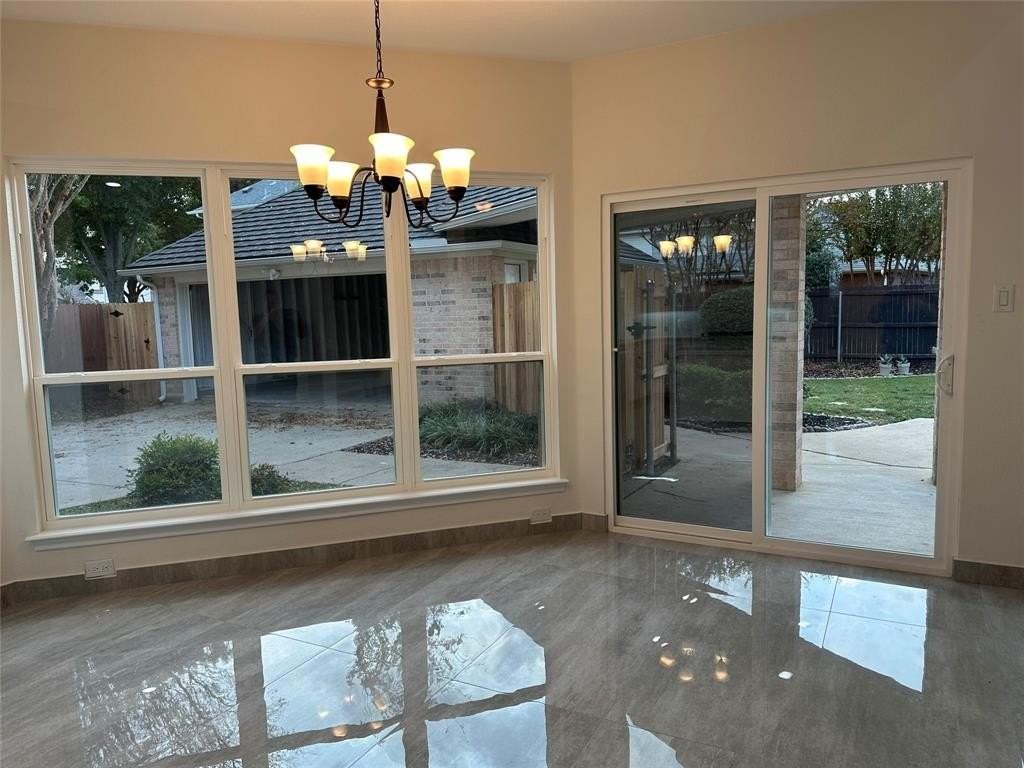 304 Glen Holw - Photo 4 of 25