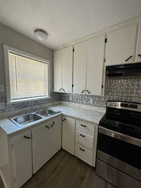 1149 Kirkwood St - Photo 4 of 11