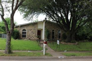 1605 Spanish Trl - Photo 1 of 1