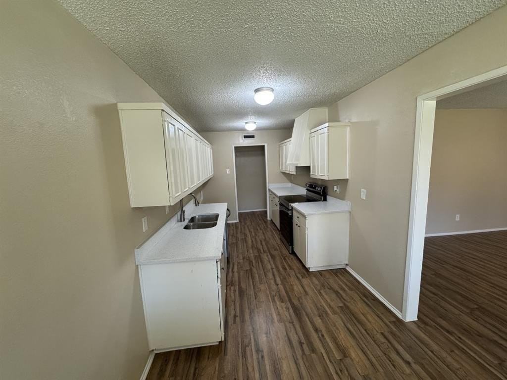 3113 Elm Dr - Photo 6 of 14