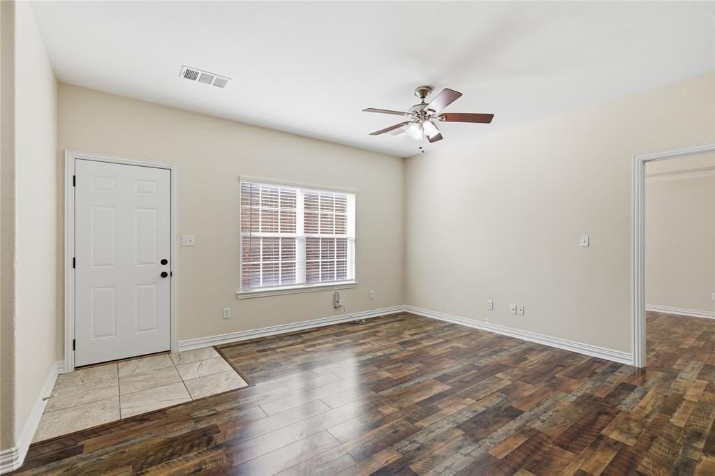 609 E Mcgee St #609 - Photo 6 of 22