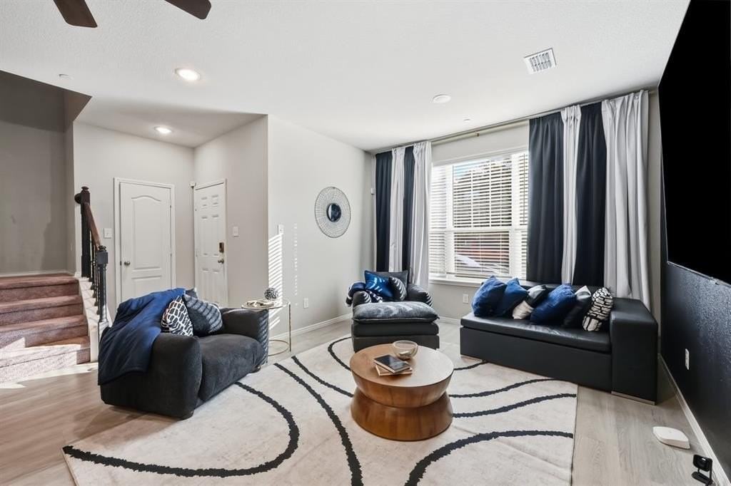 1243 Jones Trl - Photo 4 of 24