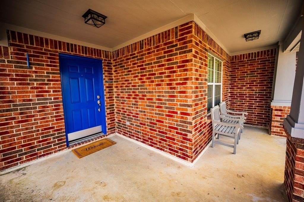 604 Mckamy Blvd - Photo 2 of 21