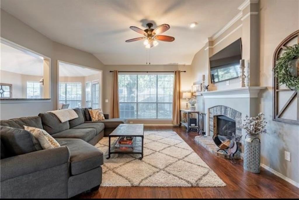 1352 Autumn Trl - Photo 7 of 22