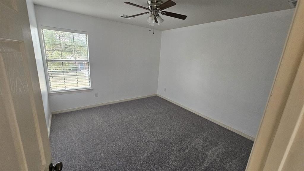 4509 Brighton Dr - Photo 2 of 23