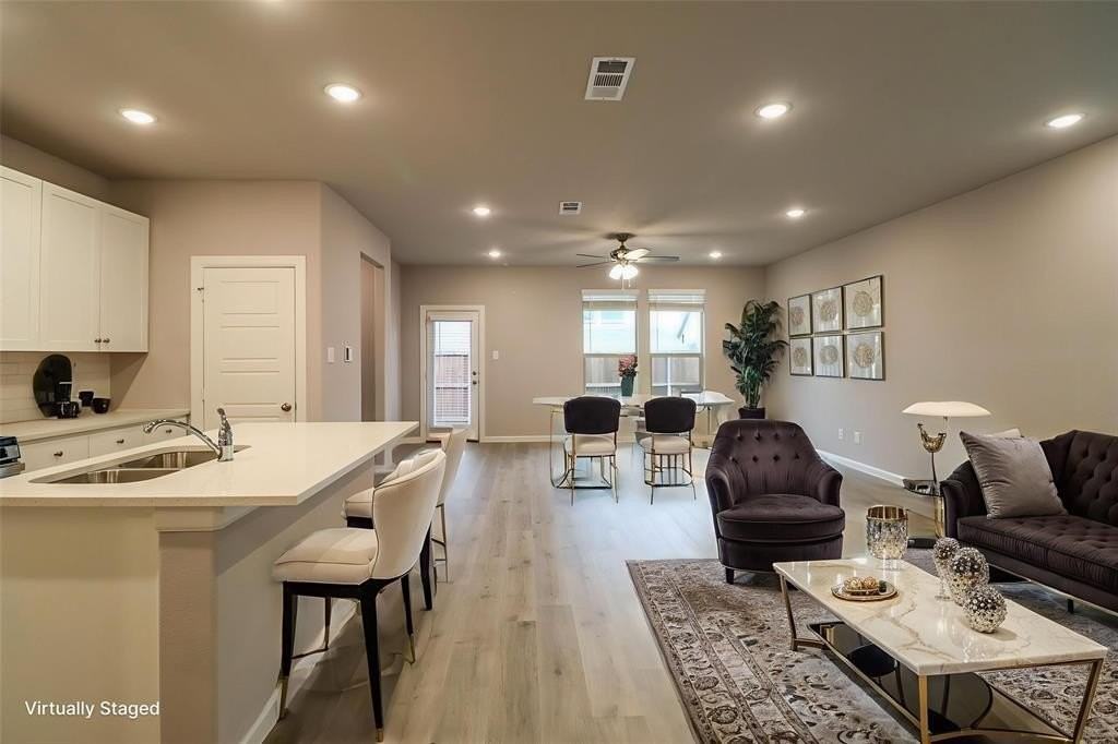 7104 Joy Ln - Photo 3 of 15