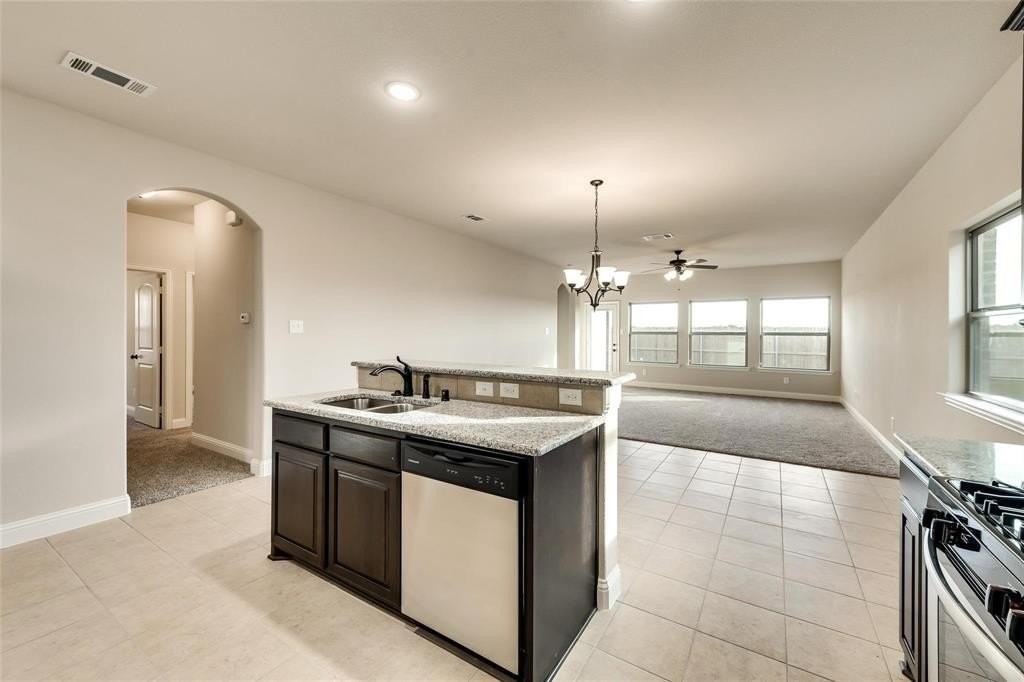 619 Beechwood Dr - Photo 2 of 17