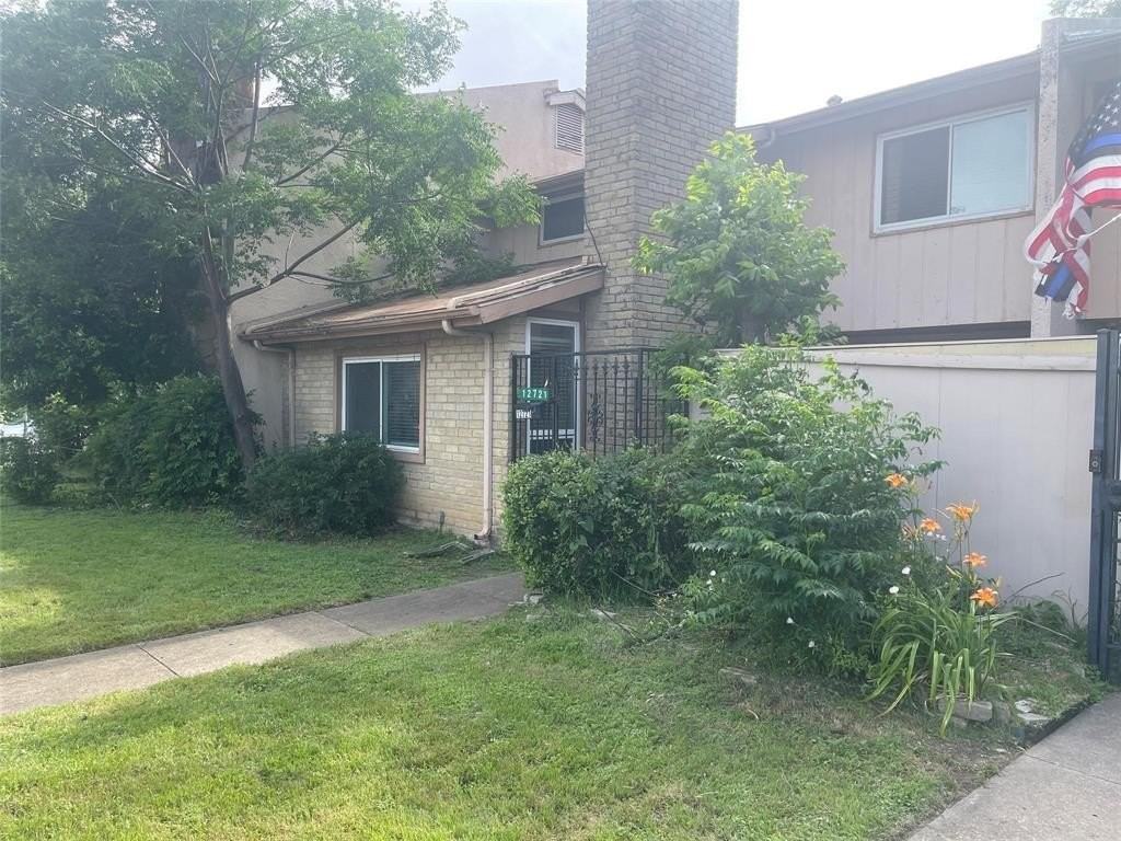 12721 Preston Rd - Photo 2 of 35