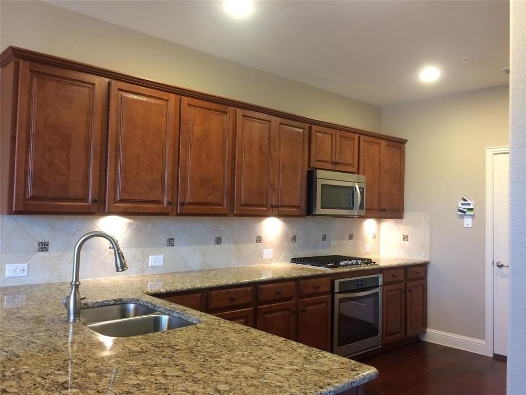 2681 Chambers Dr - Photo 6 of 18