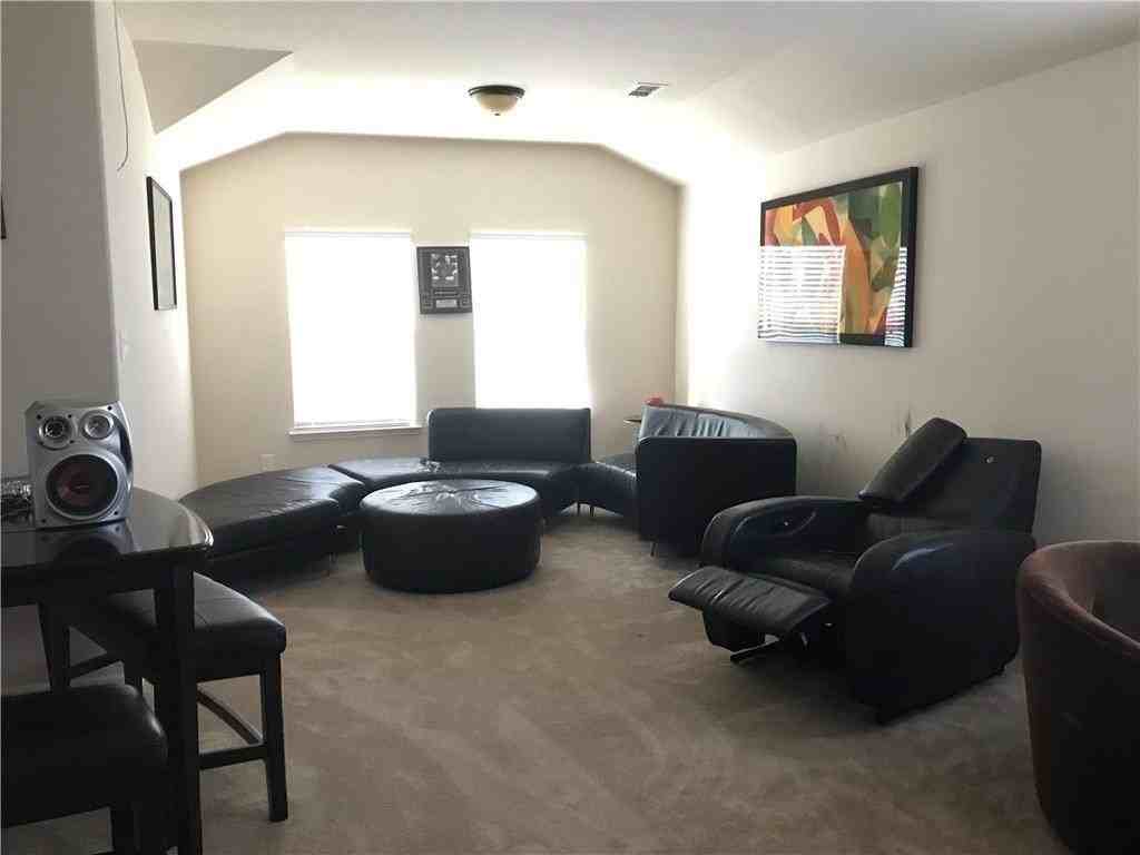 2412 Jill Creek Dr - Photo 5 of 19