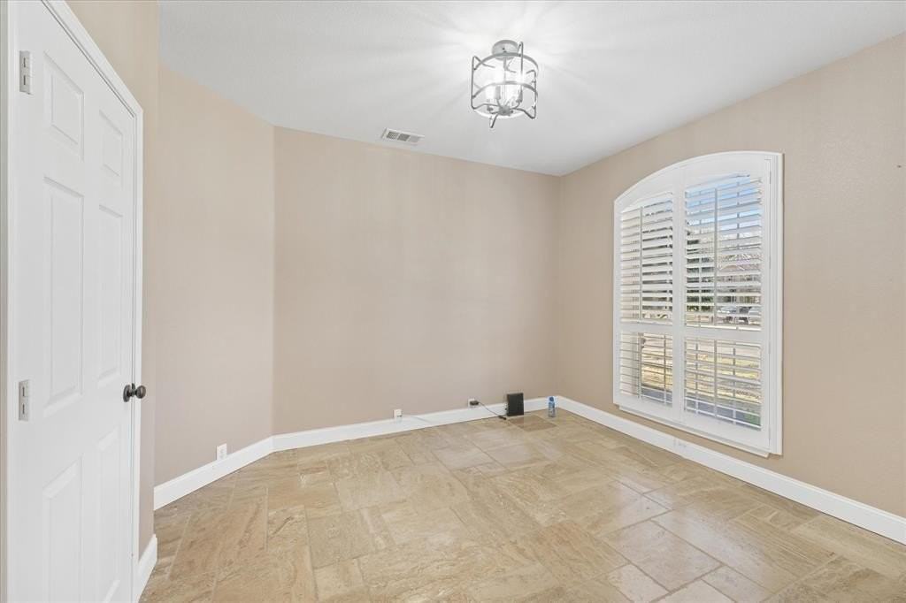 5 Dominion Cir - Photo 6 of 27