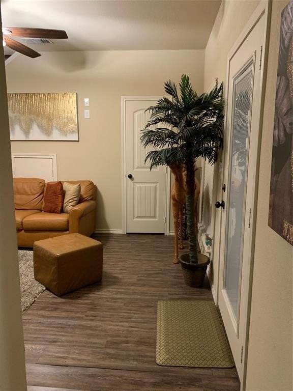 1005 Skyview Ct - Photo 5 of 20