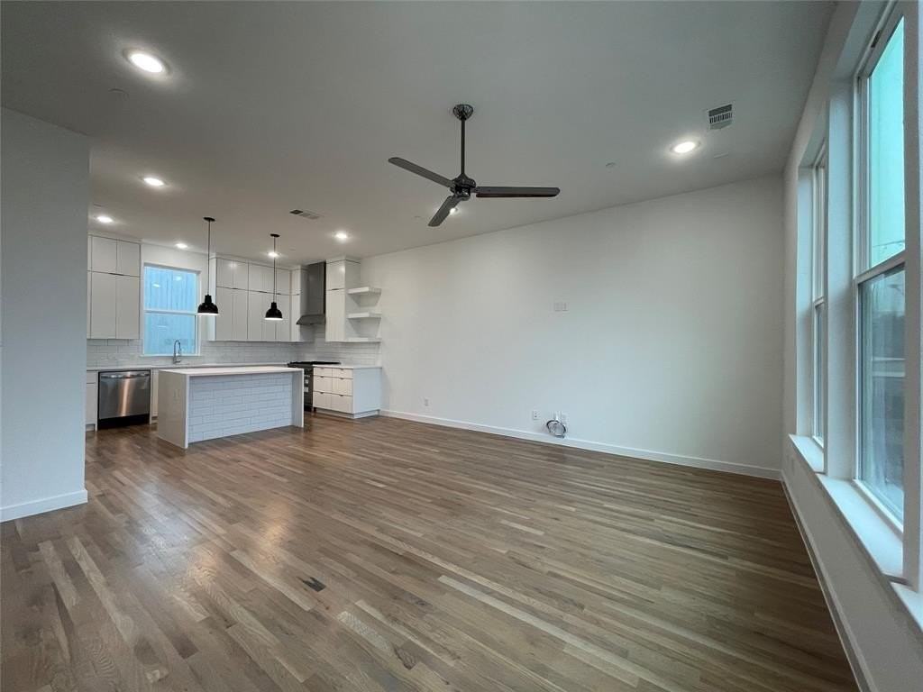 1510 N Washington Ave #701 - Photo 2 of 19