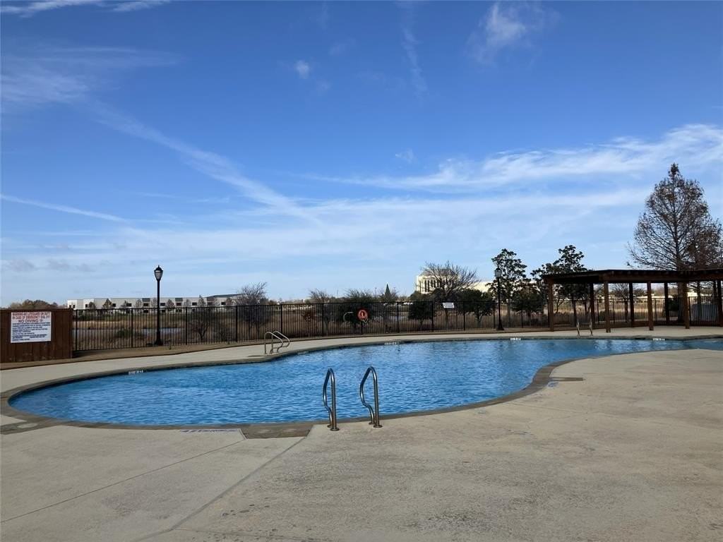 7585 Hidden Cove Ln - Photo 5 of 27