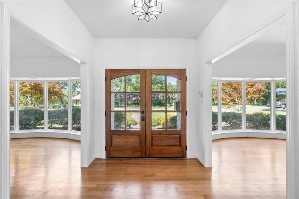 3940 Shady Hill Dr - Photo 2 of 39