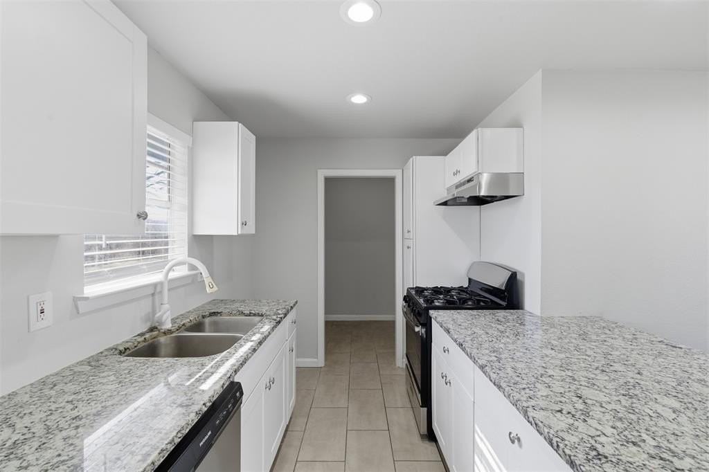 4903 Church St - Photo 5 of 25