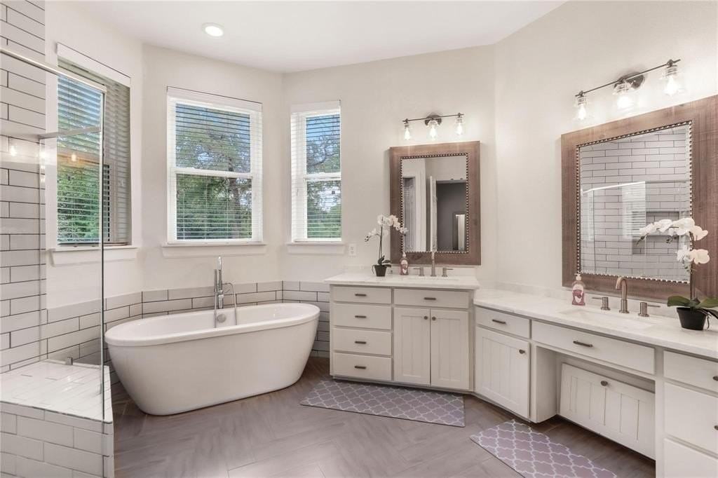 1751 Spring Mountain Rd - Photo 7 of 38