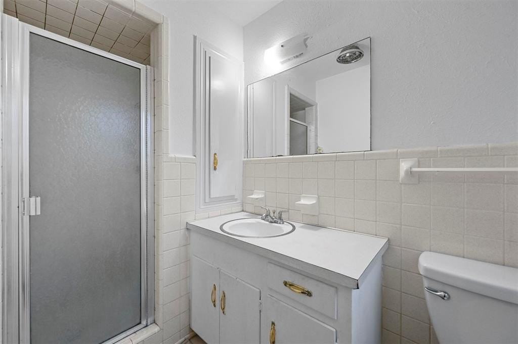 4405 Tynes Dr - Photo 7 of 24