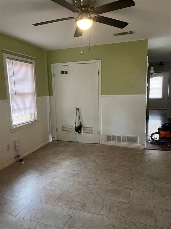 4050 Russell Ave - Photo 5 of 14