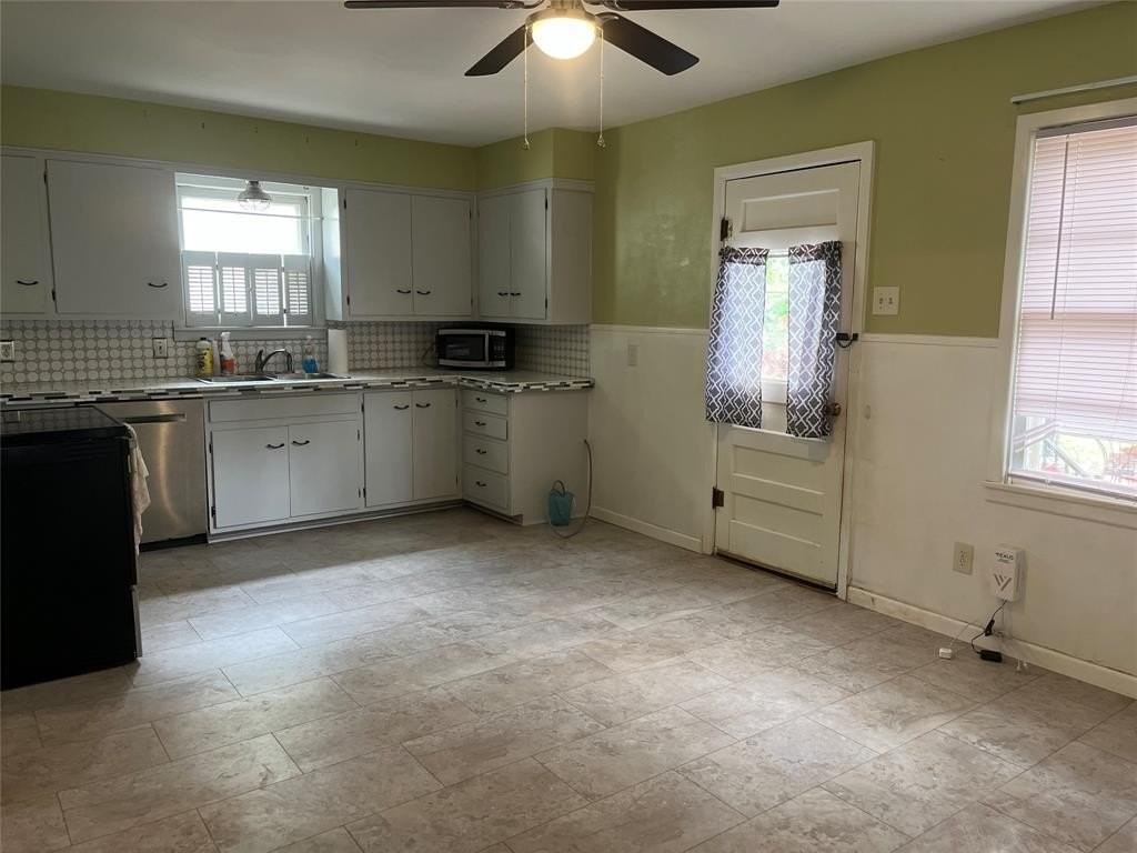 4050 Russell Ave - Photo 6 of 14