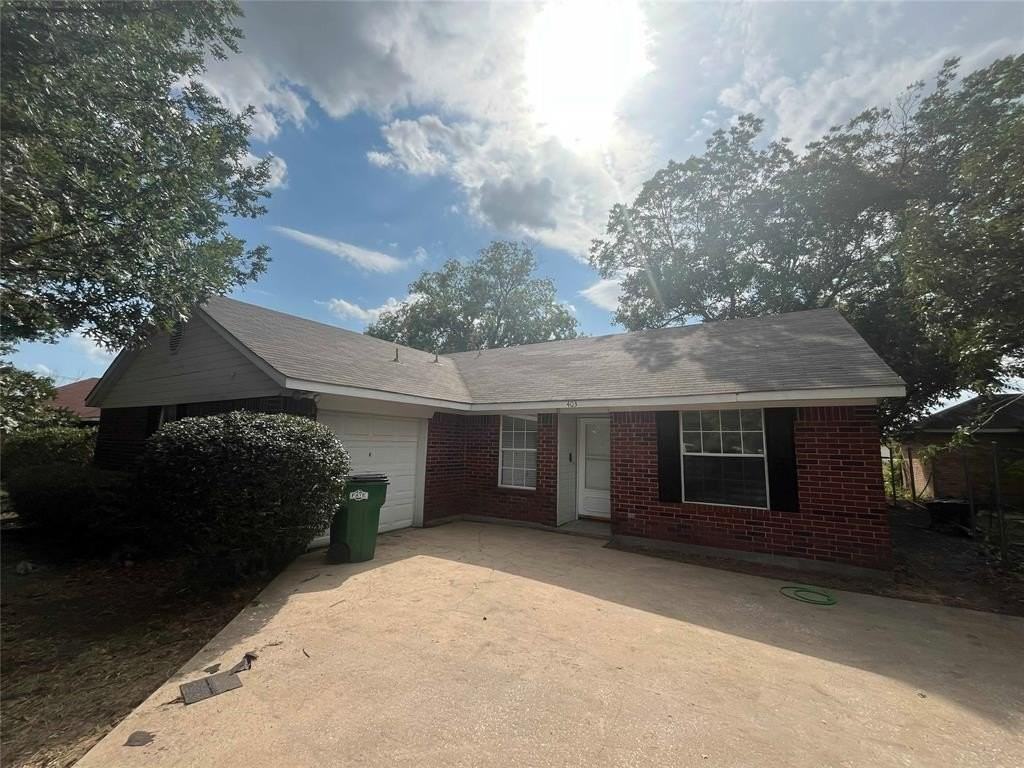 403 Er Ellis - Photo 3 of 16