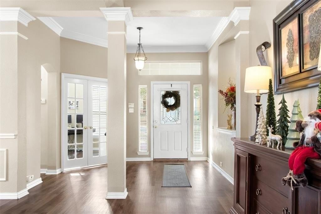 750 Bradford St - Photo 3 of 39