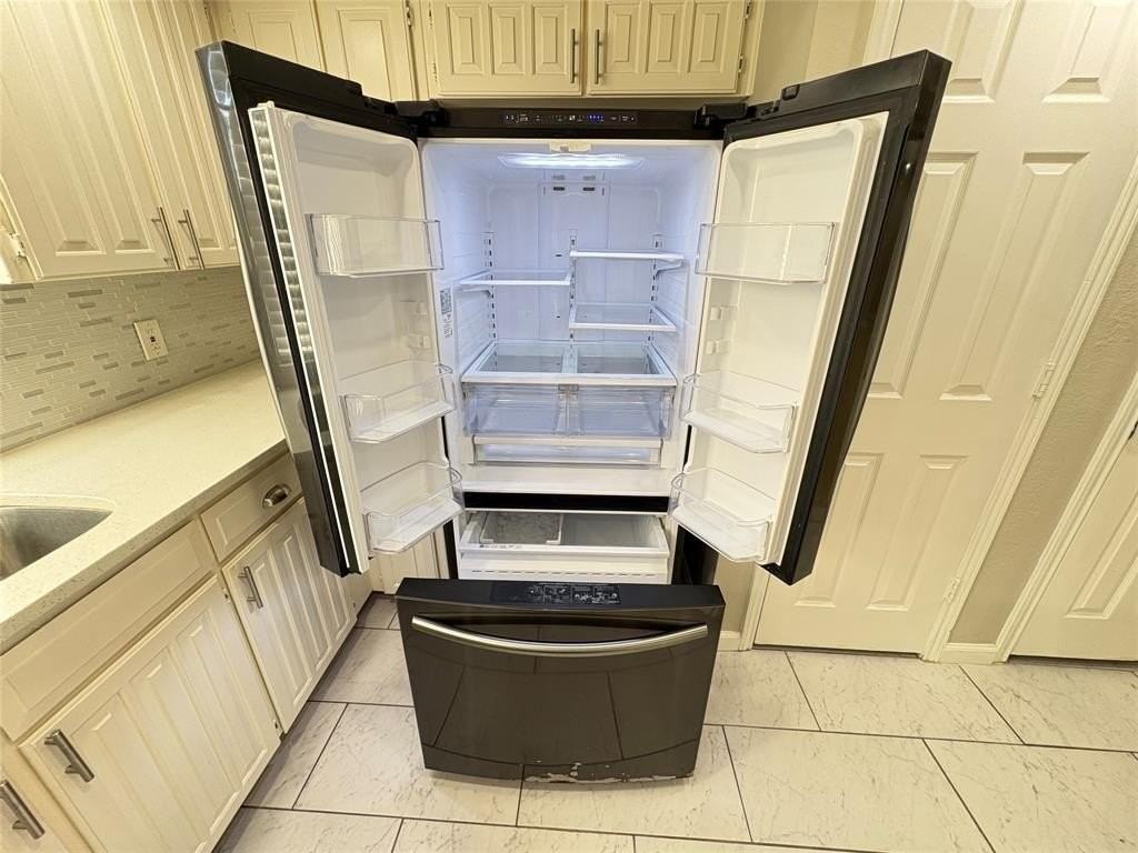 901 Fiero Dr - Photo 7 of 24