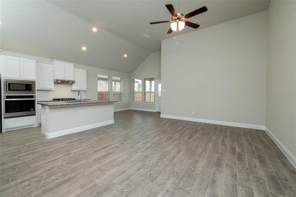 4816 Dewy Rose Ln - Photo 3 of 33