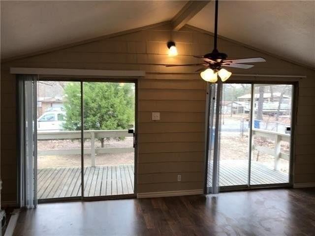 1000 Holiday Dr - Photo 5 of 13