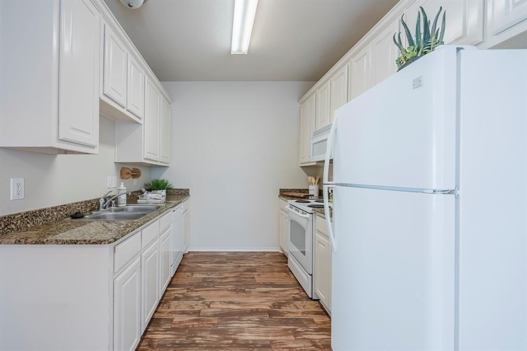 103 Janis St #A - Photo 6 of 27