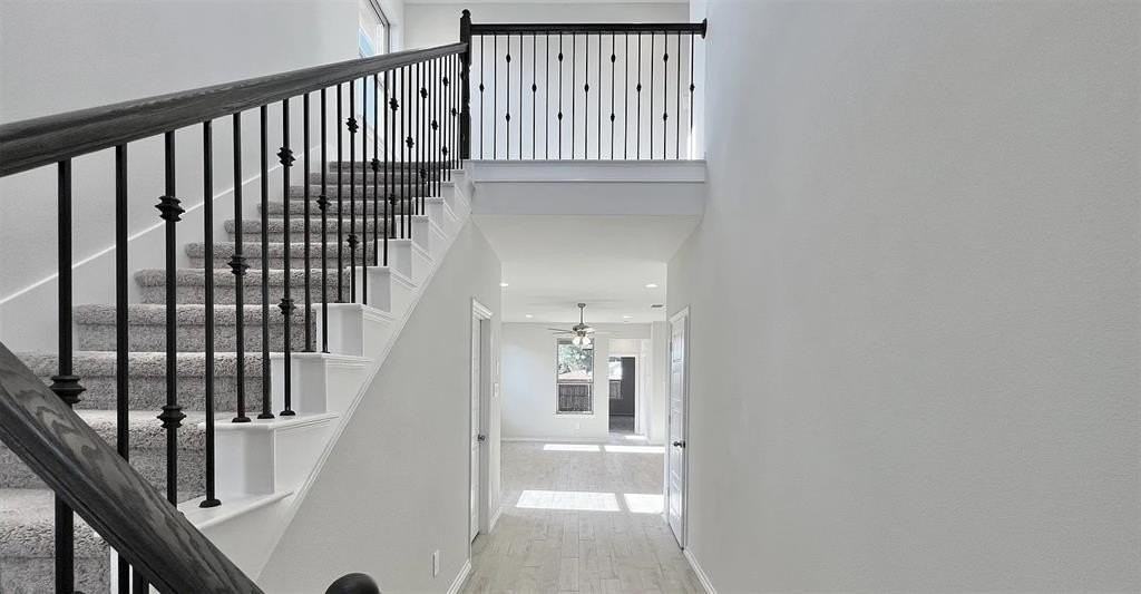 3118 Sedge Grass Dr - Photo 2 of 25