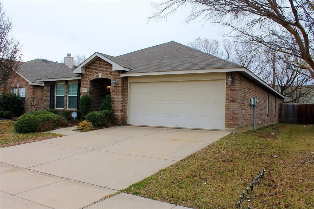 12732 Northern Pine Dr - Photo 2 of 17