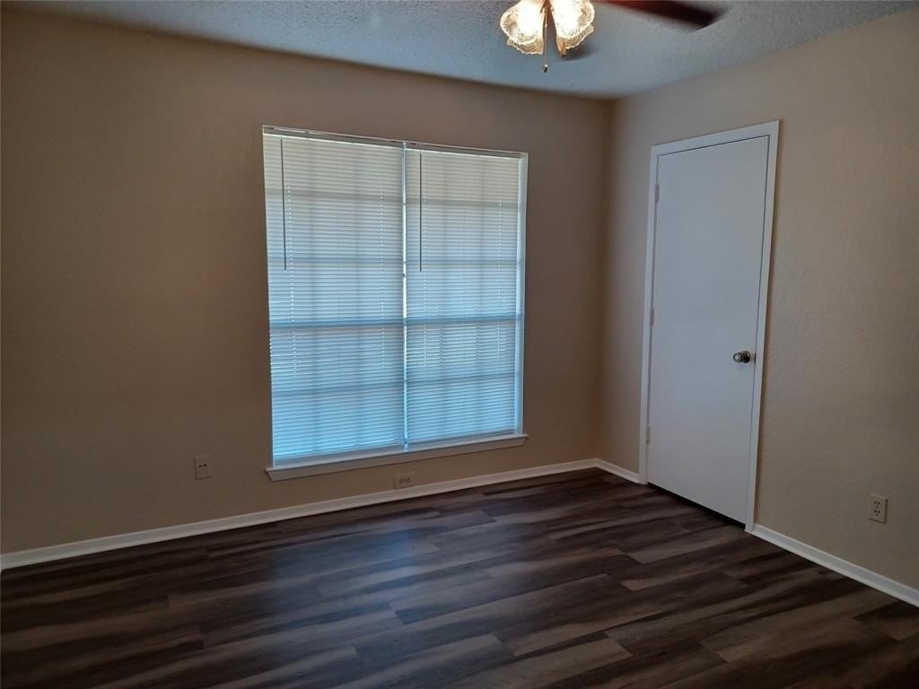 502 Dipert Ct - Photo 6 of 10