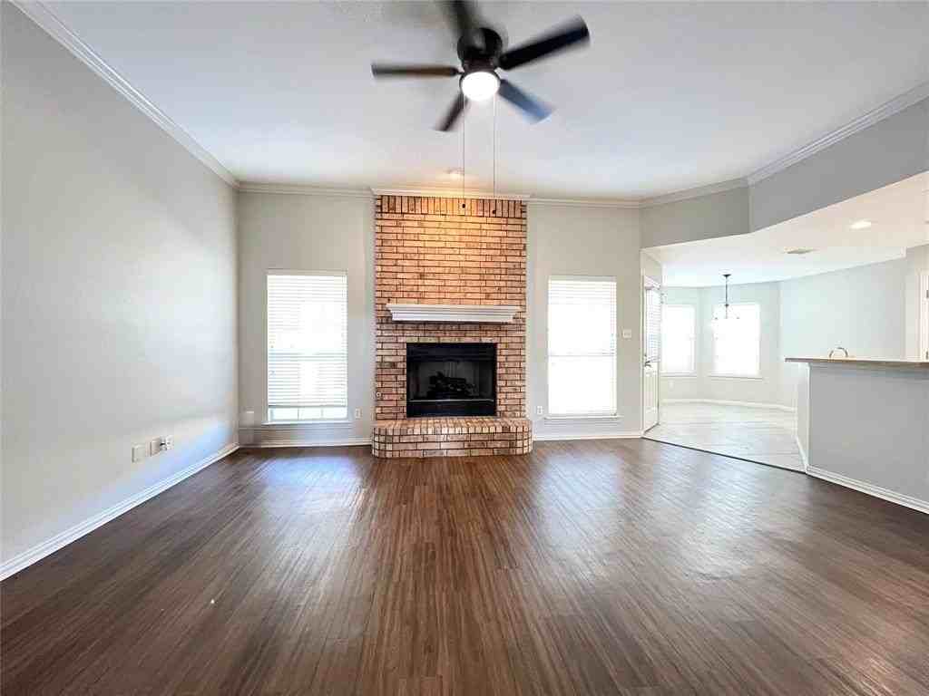 2023 Brooke Dr - Photo 2 of 18