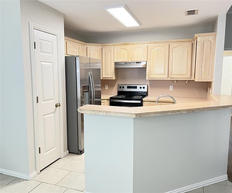 2023 Brooke Dr - Photo 6 of 18