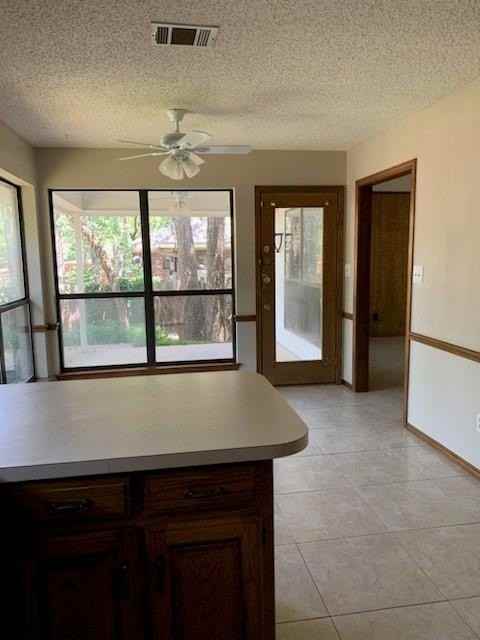 204 Bremen Dr - Photo 4 of 15