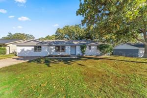 featured image of 916 Mccurry Ave