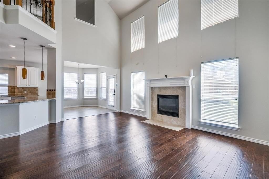 6433 Fianna Hills Dr - Photo 3 of 29