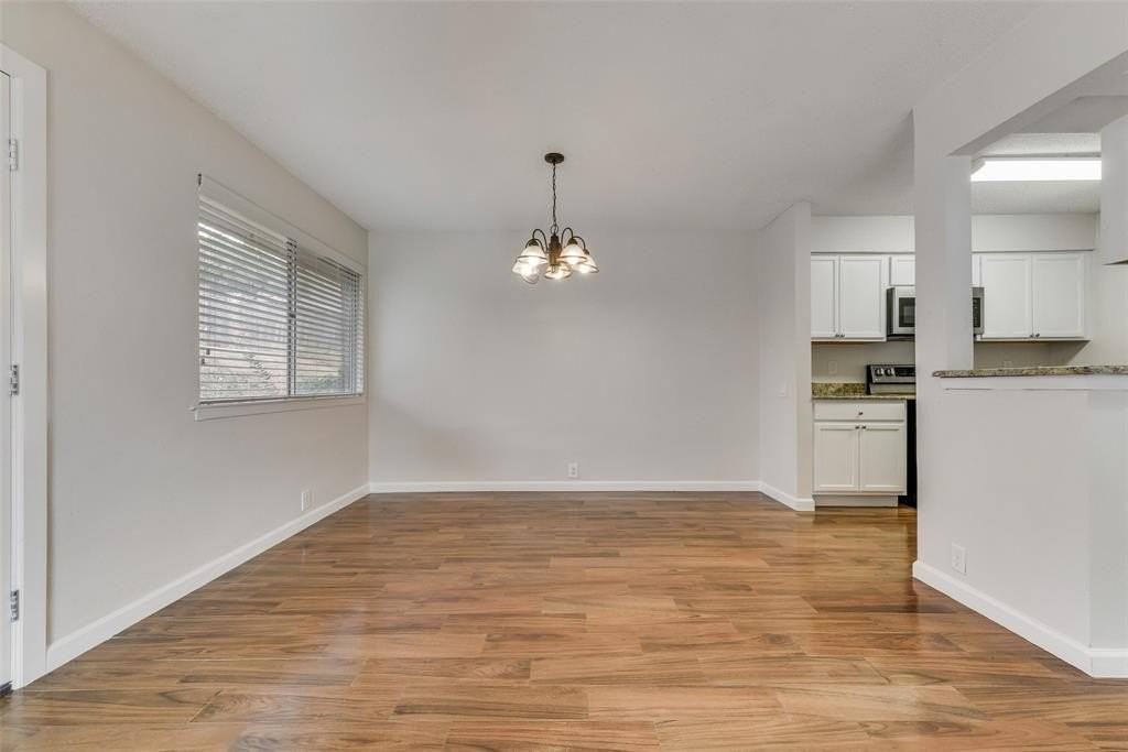 4427 Westminster Dr - Photo 3 of 15