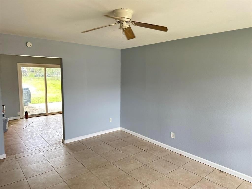 7217 Larchway Dr - Photo 2 of 2