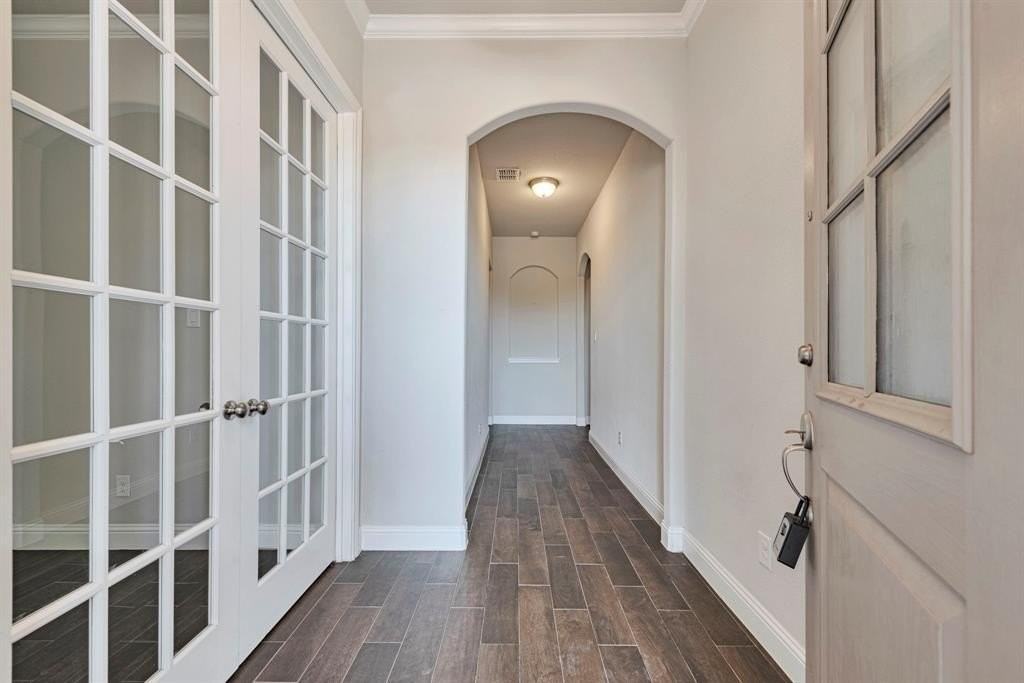 6725 Cambridge Dr - Photo 3 of 22