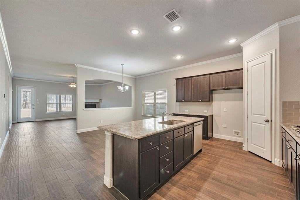 6725 Cambridge Dr - Photo 7 of 22