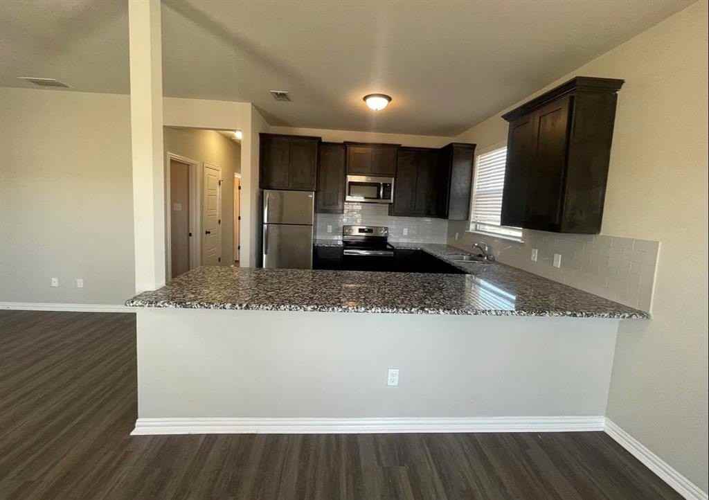 8605 Ellis Dr #4 - Photo 7 of 16