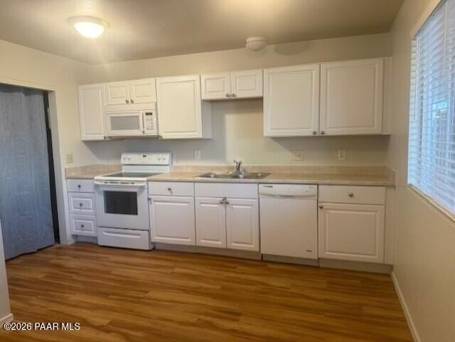3231 N Bumblebee Dr Apt A #A - Photo 2 of 10