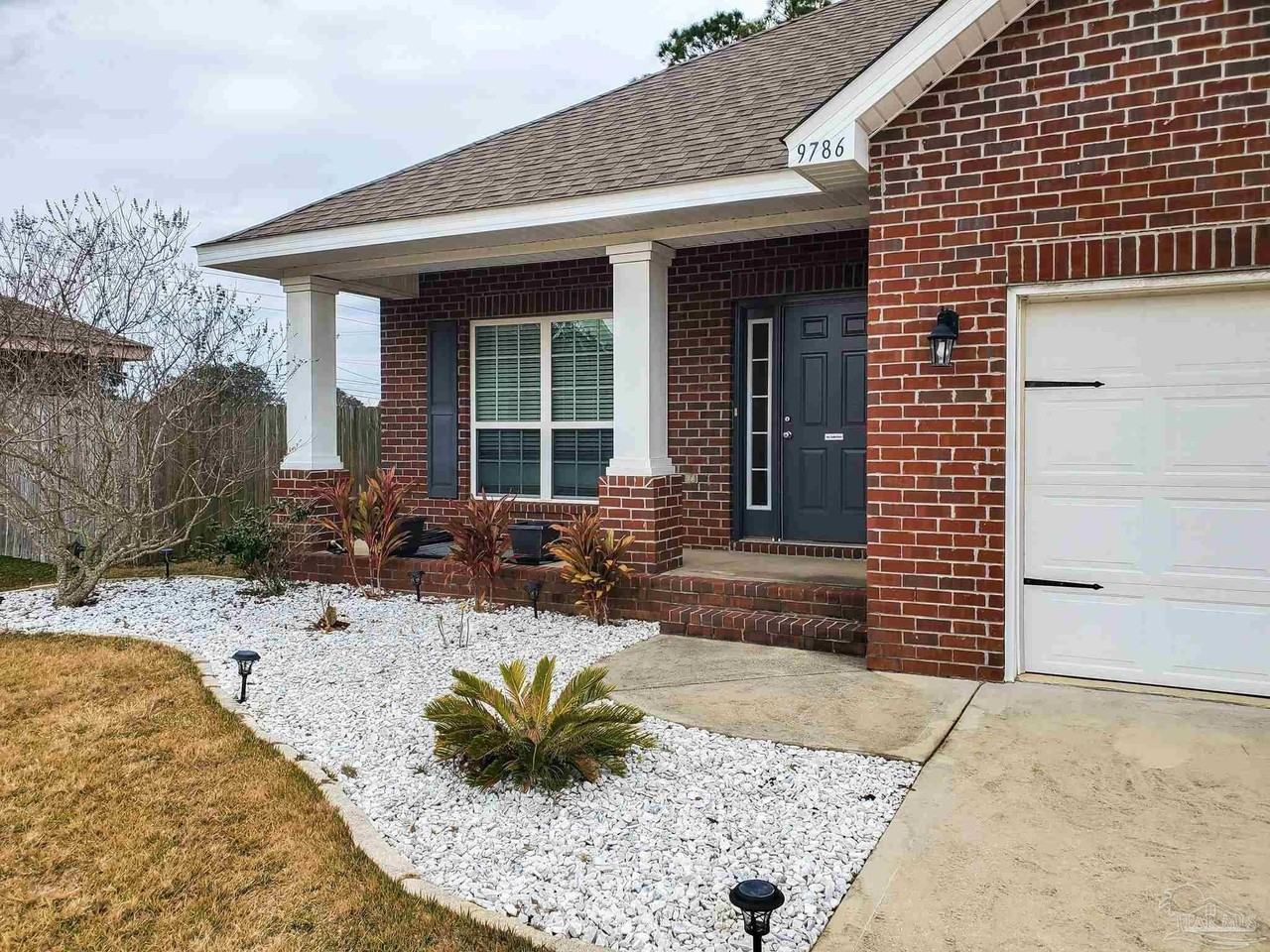 9786 Brookstone Way - Photo 3 of 17